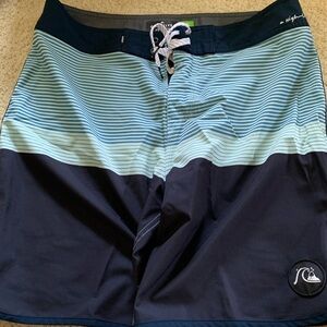 Quiksilver boardshorts